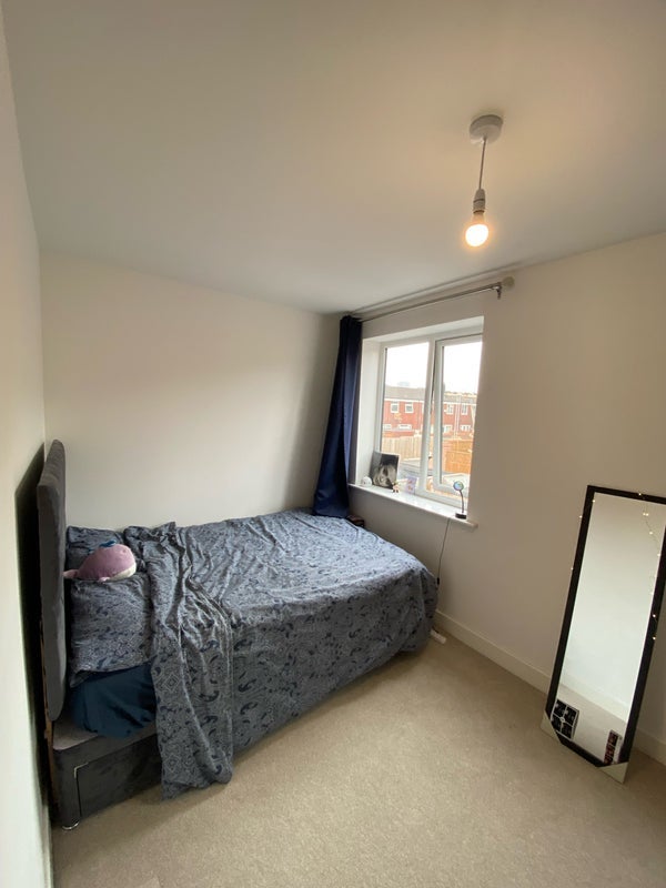 Room Upper Brook Street in Manchester
