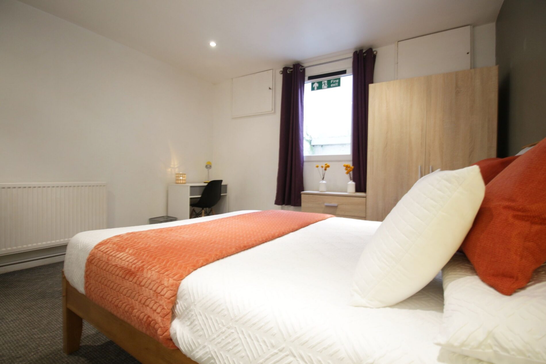 Room Monks Road in Lincoln