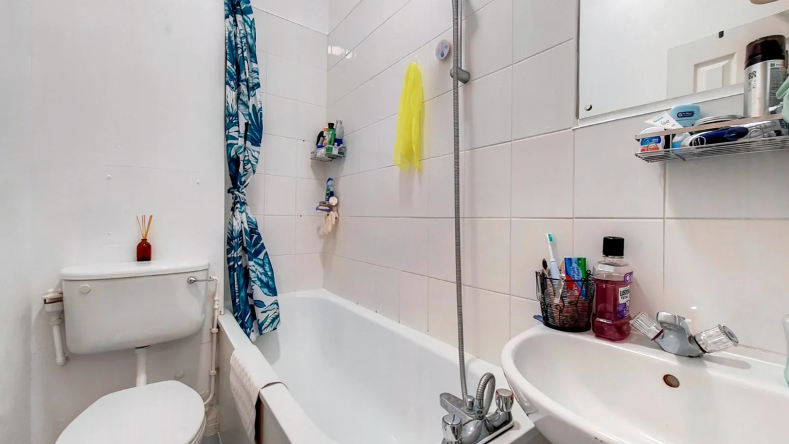 Flat Brecknock Road in Greater London