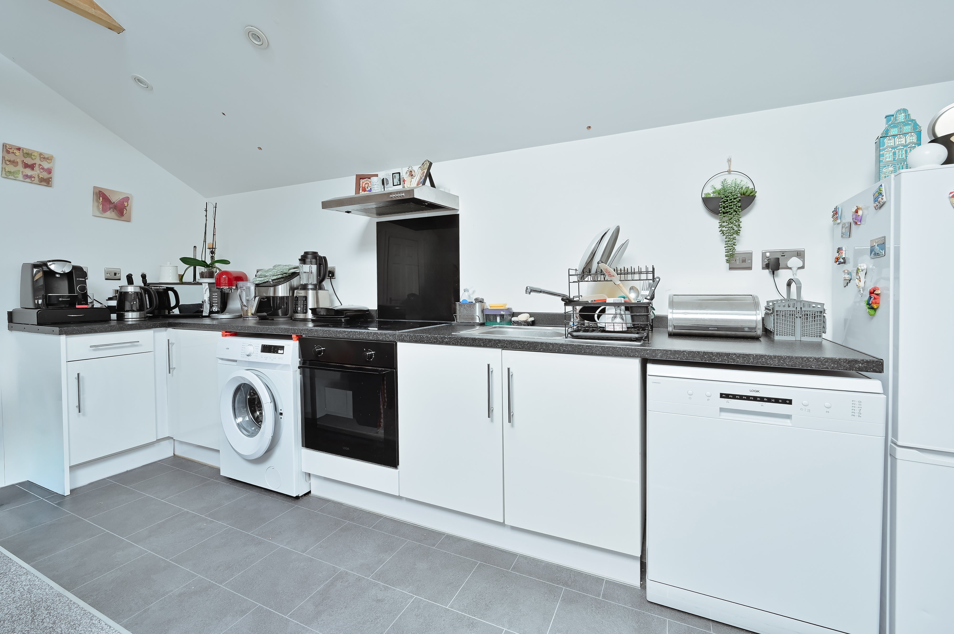 Flat St Albans Road in Watford