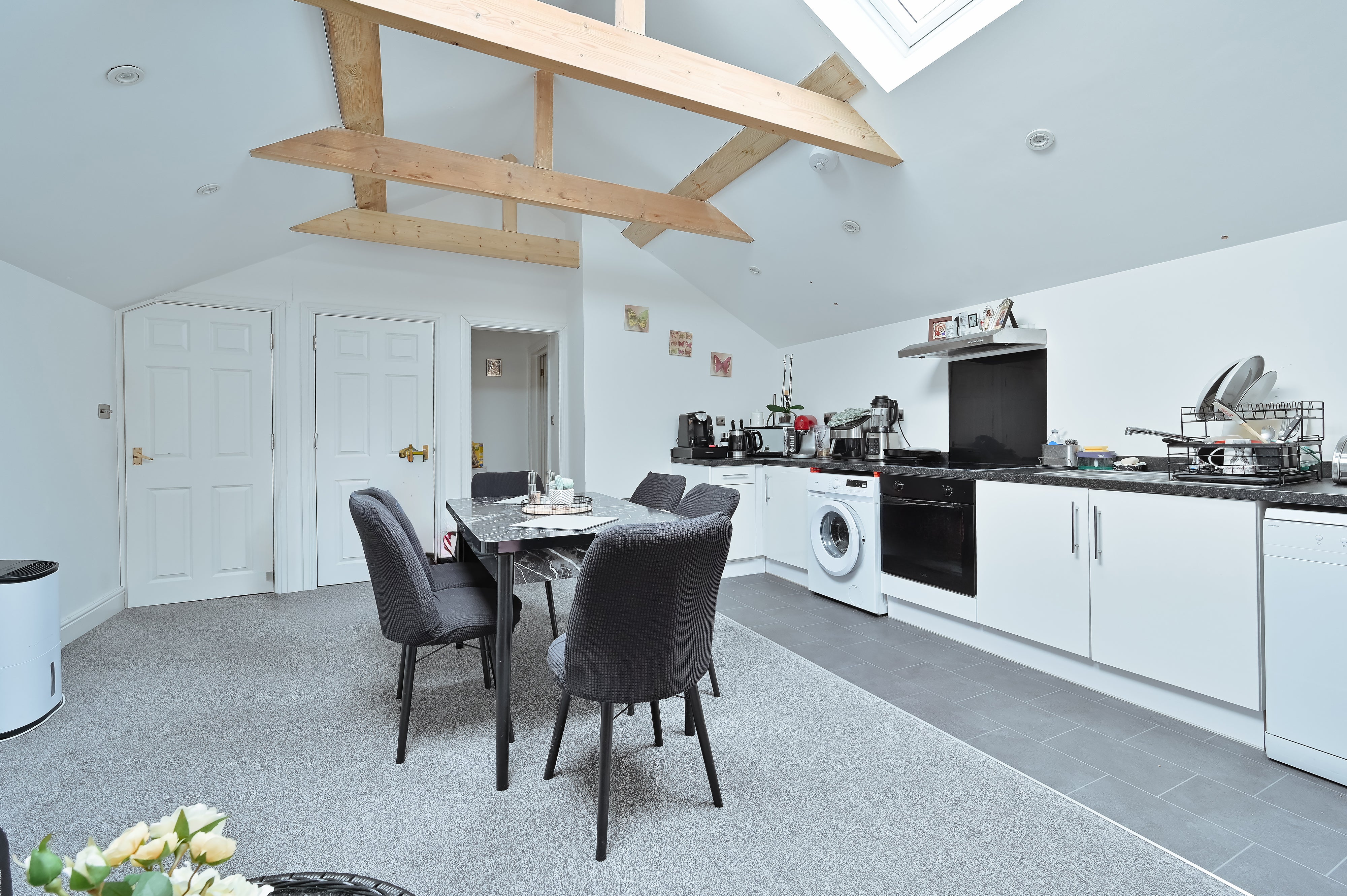 Flat St Albans Road in Watford