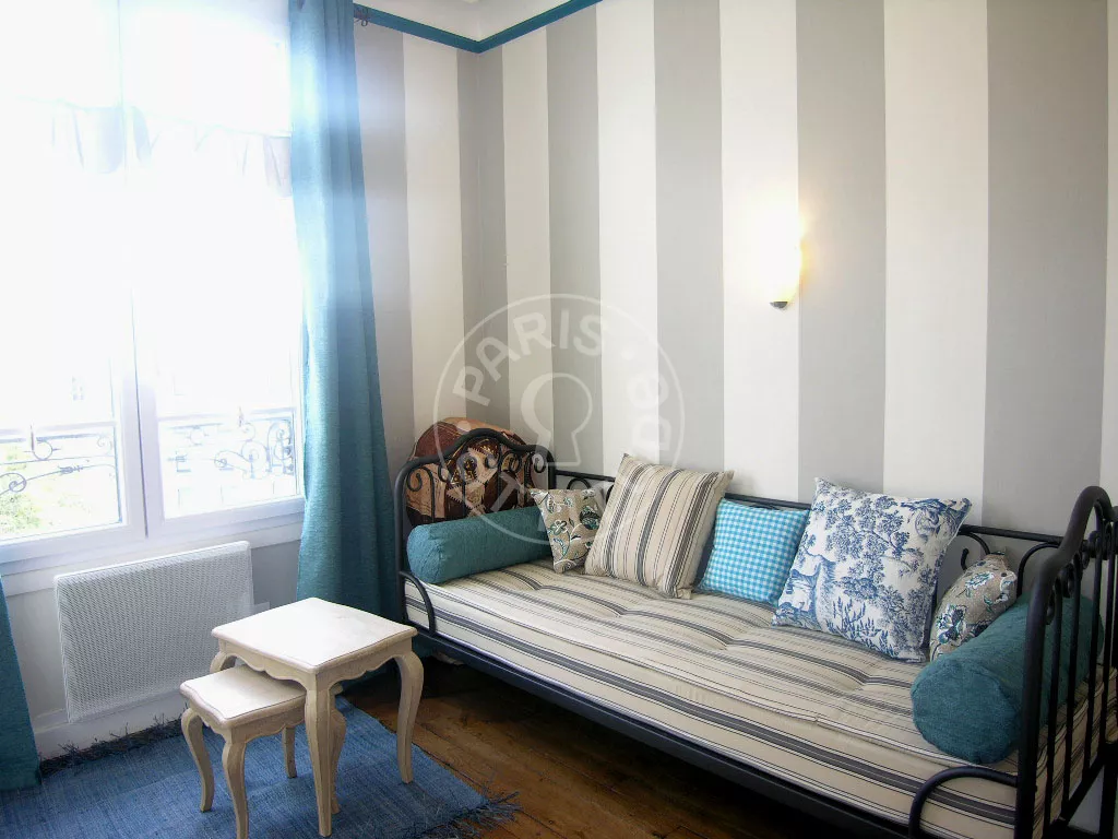 Flat Rue Humblot in Paris