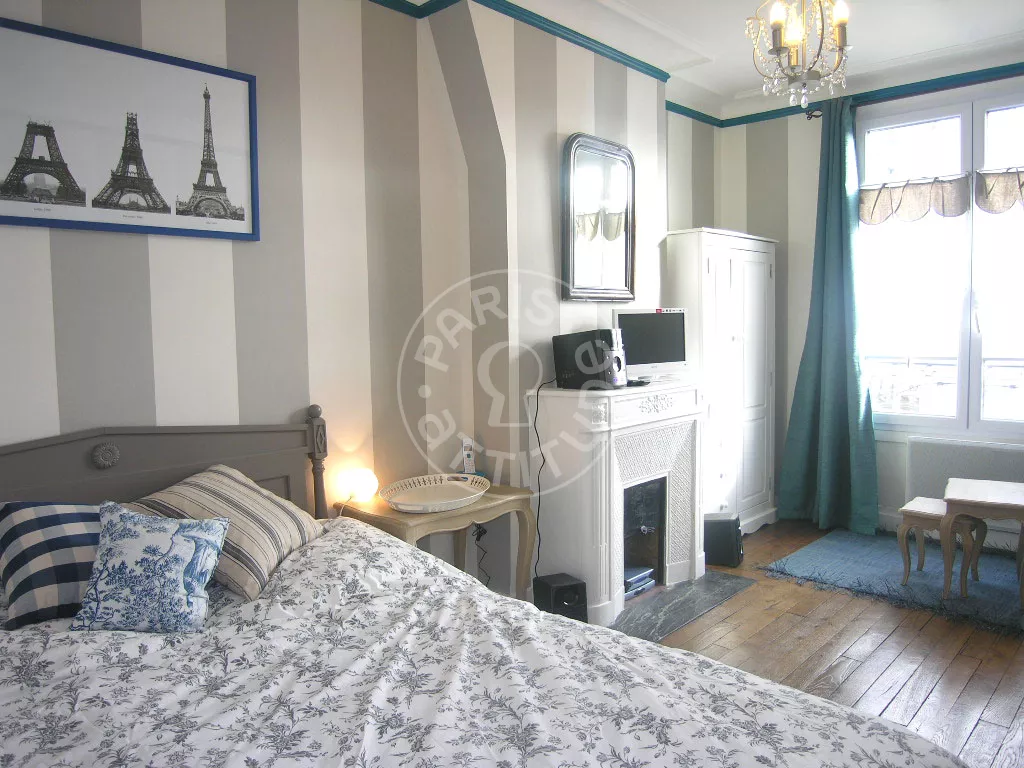 Flat Rue Humblot in Paris