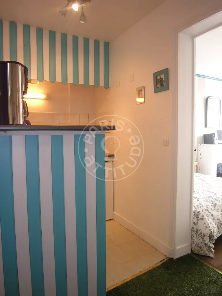 Flat Rue Humblot in Paris