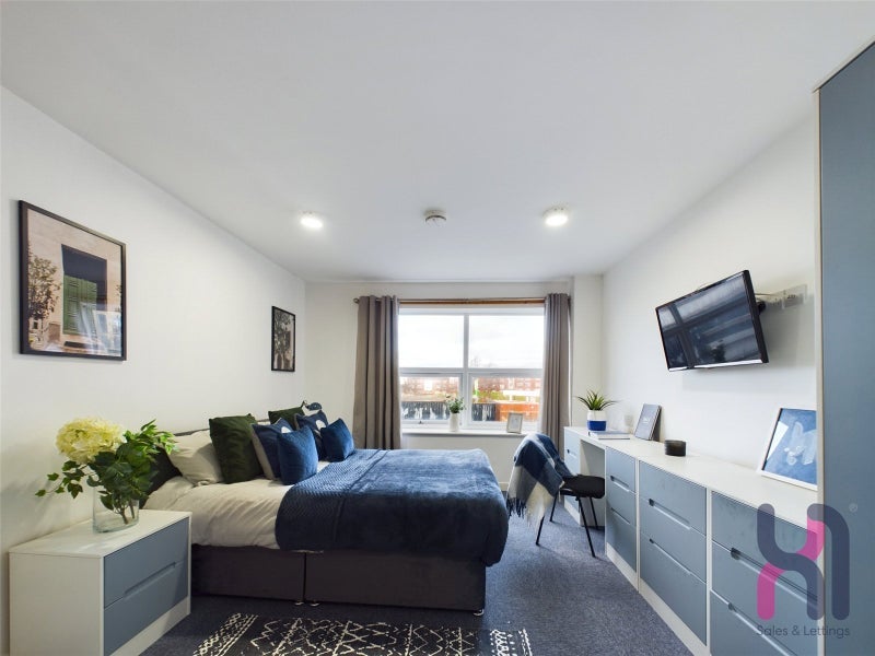 Flat Kempston Street in Liverpool