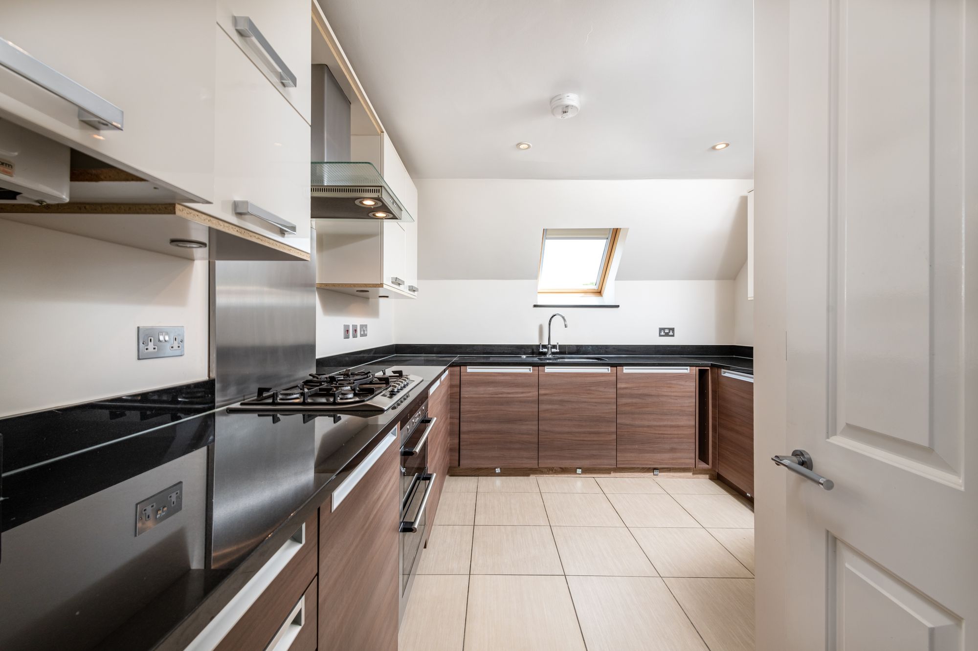 Flat Little Orchard Place in Elmbridge