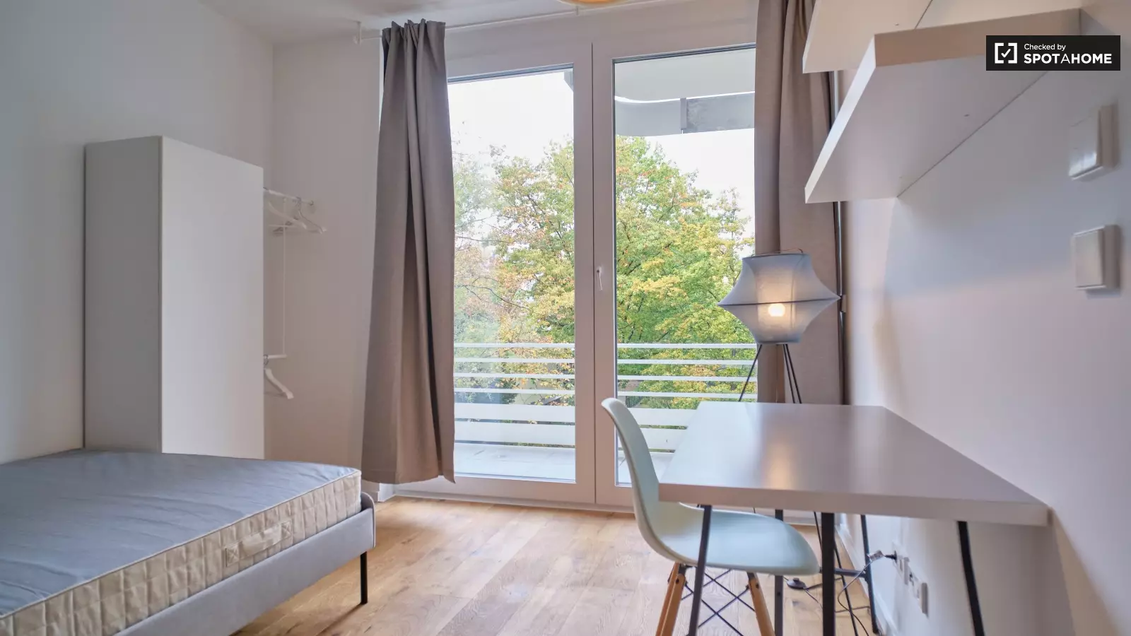 Zimmer Kronenstraße in Berlin