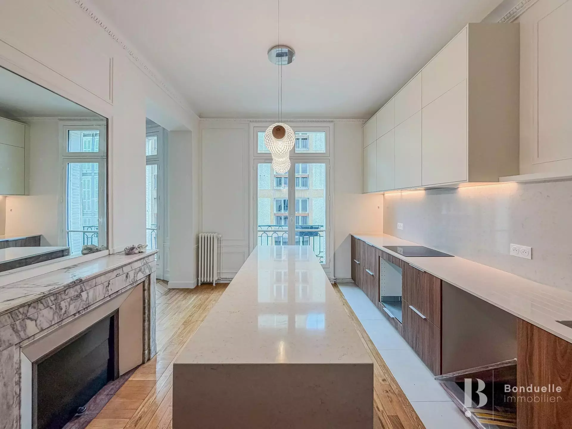 Flat Rue Louis Murat in Paris