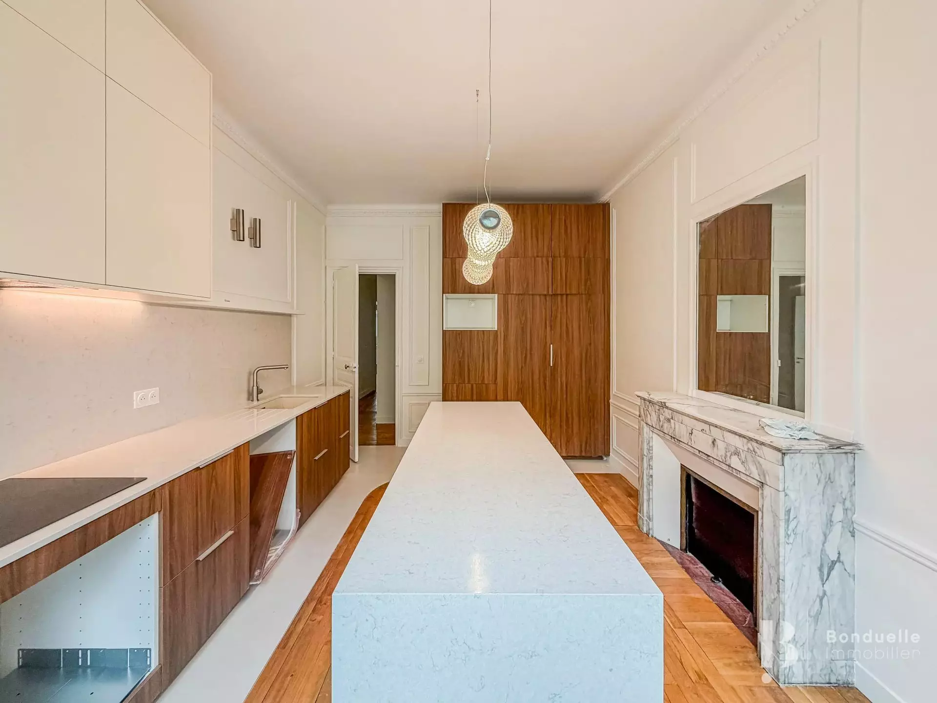Flat Rue Louis Murat in Paris