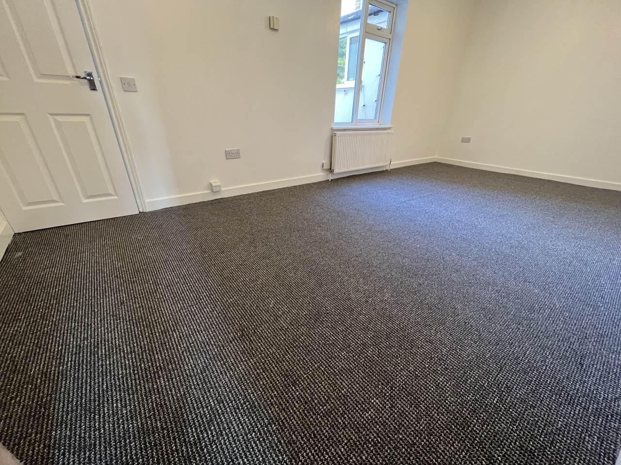 Flat Bond Street in Trowbridge