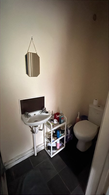 Room London Road in Coventry