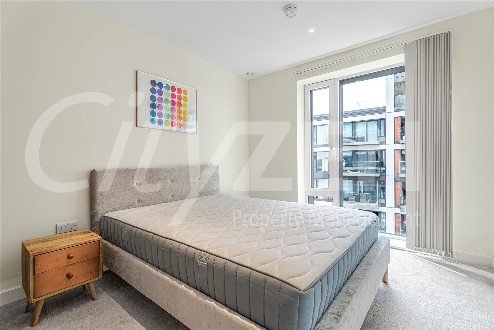 Flat Duke of Wellington Avenue in Greater London