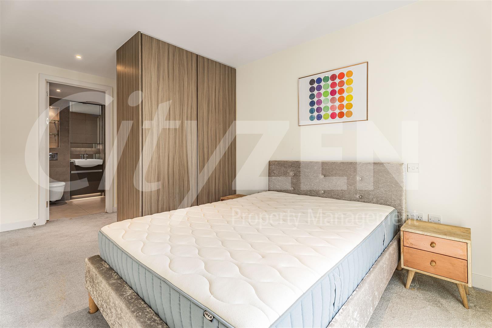 Flat Duke of Wellington Avenue in Greater London