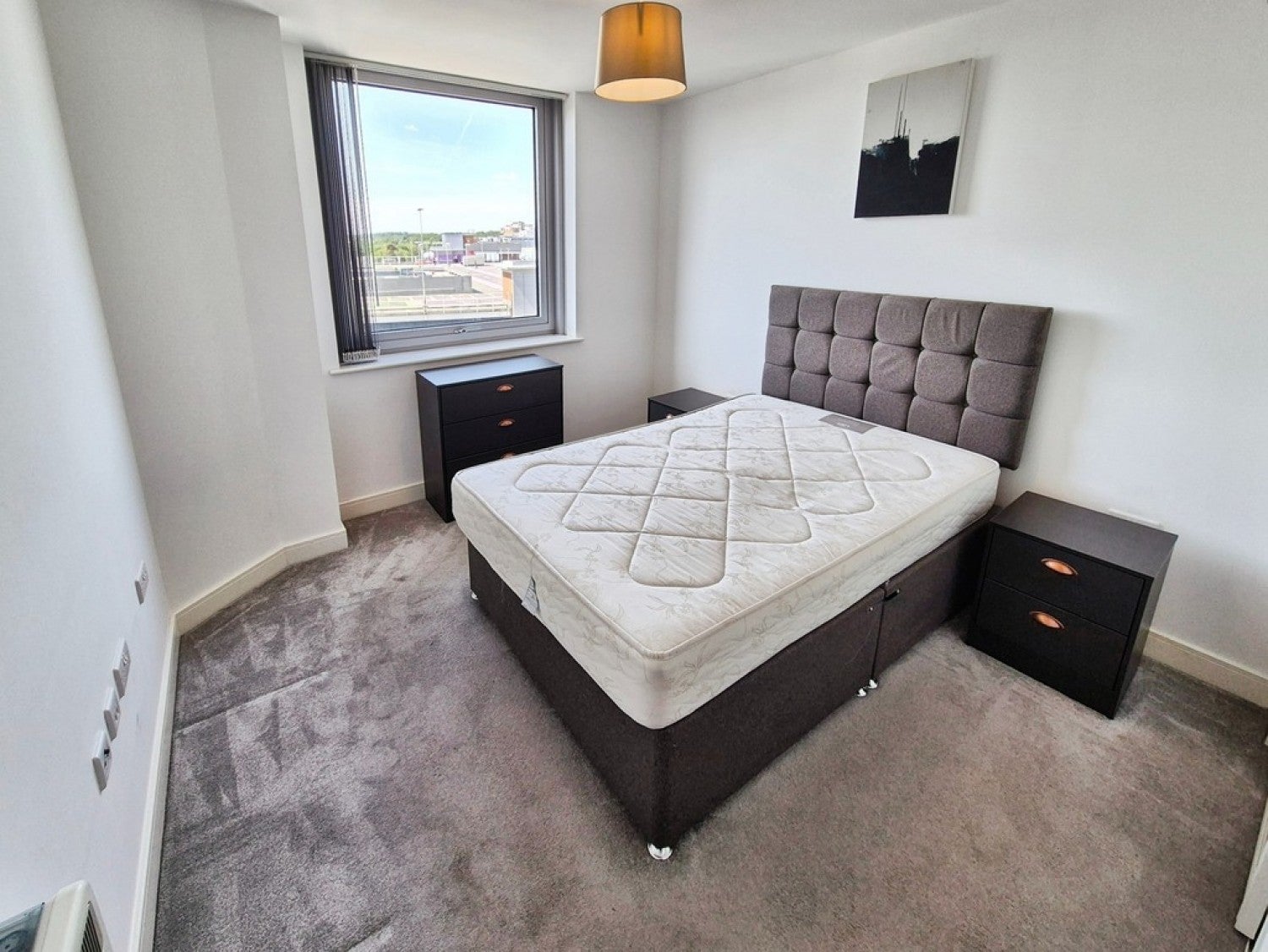 Flat Barclays Churchill Plaza in Basingstoke and Deane