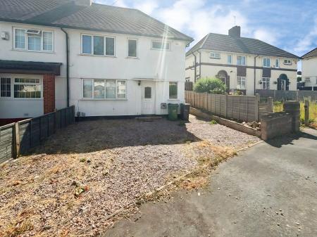 House Barlow Road in Sandwell