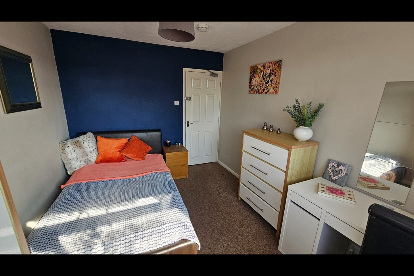 House Brompton Close in Aylesbury