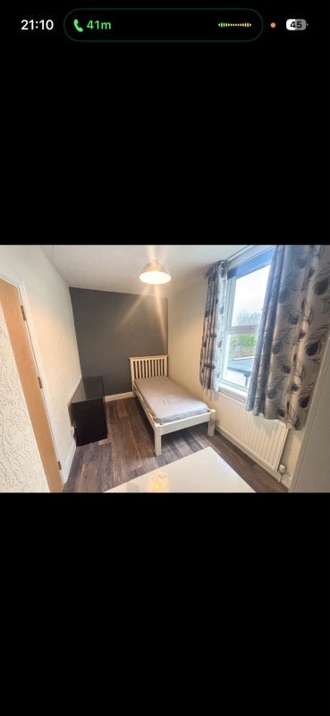 Room Pantbach Road in Cardiff