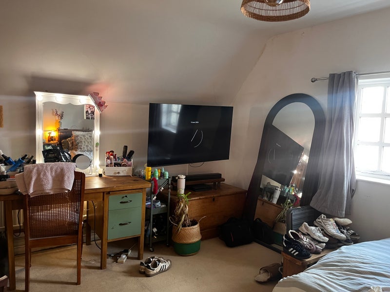 Room Far Lane in Rushcliffe