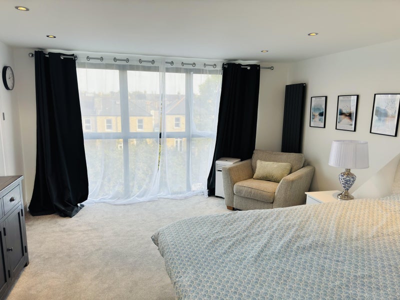 Room Minard Road in Greater London