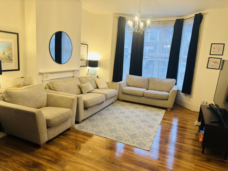Room Minard Road in Greater London