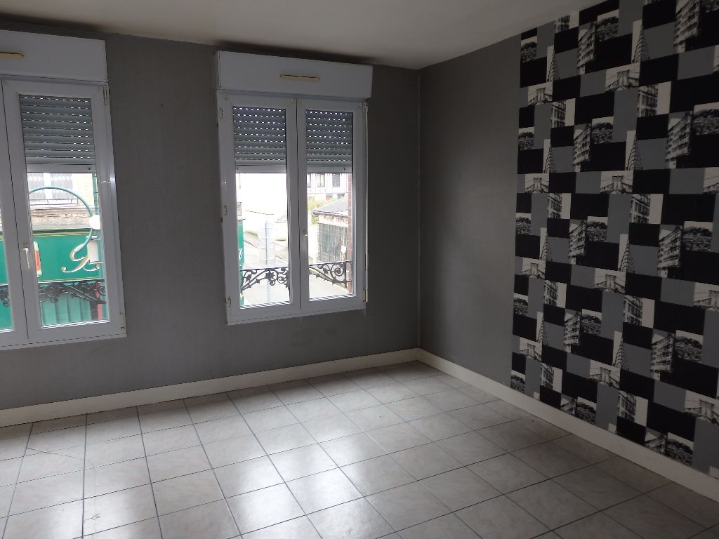 Appartement Rue Eugène Pottier à Caudebec-lès-Elbeuf