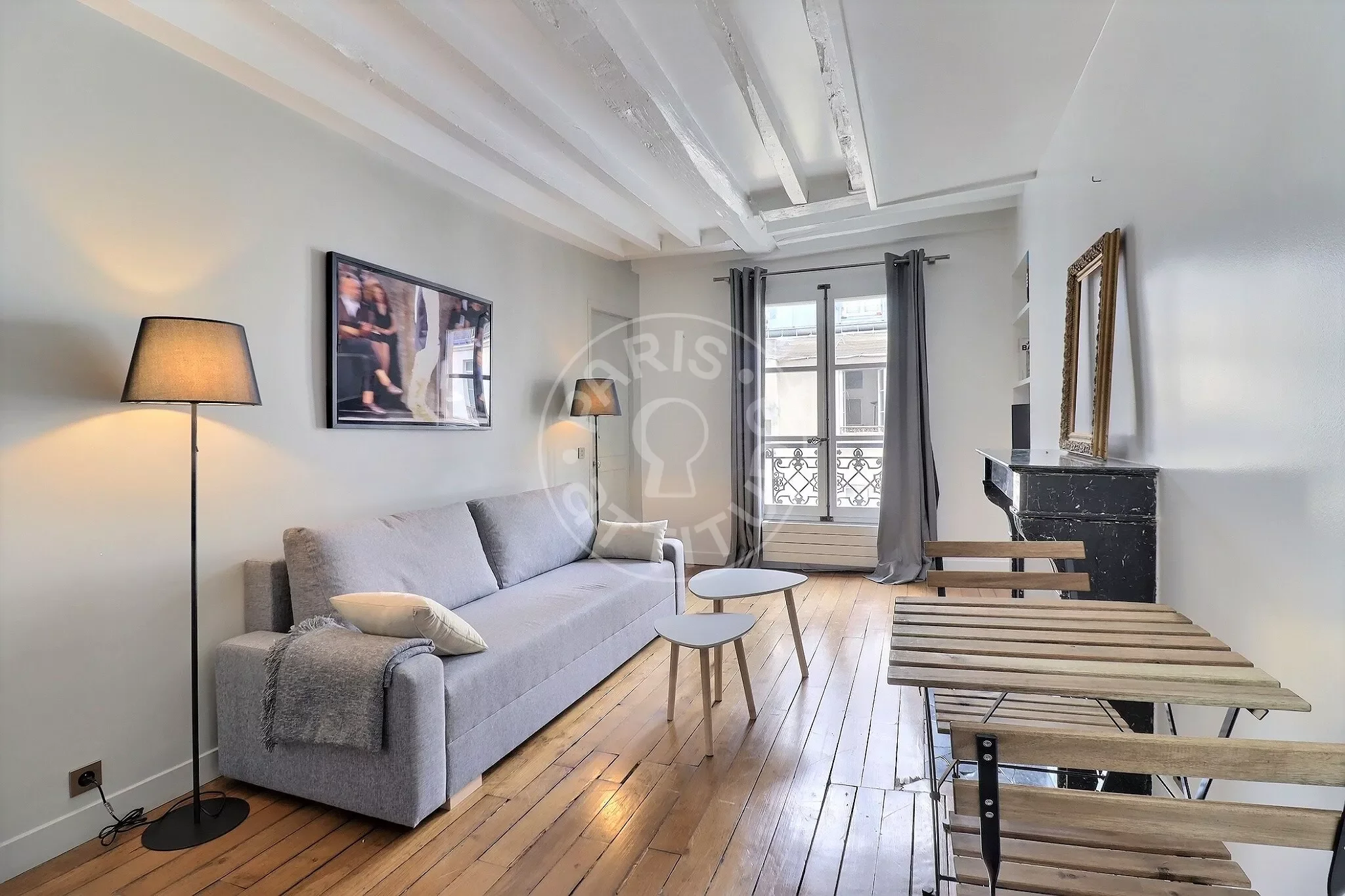 Flat Rue des Fontaines du Temple in Paris