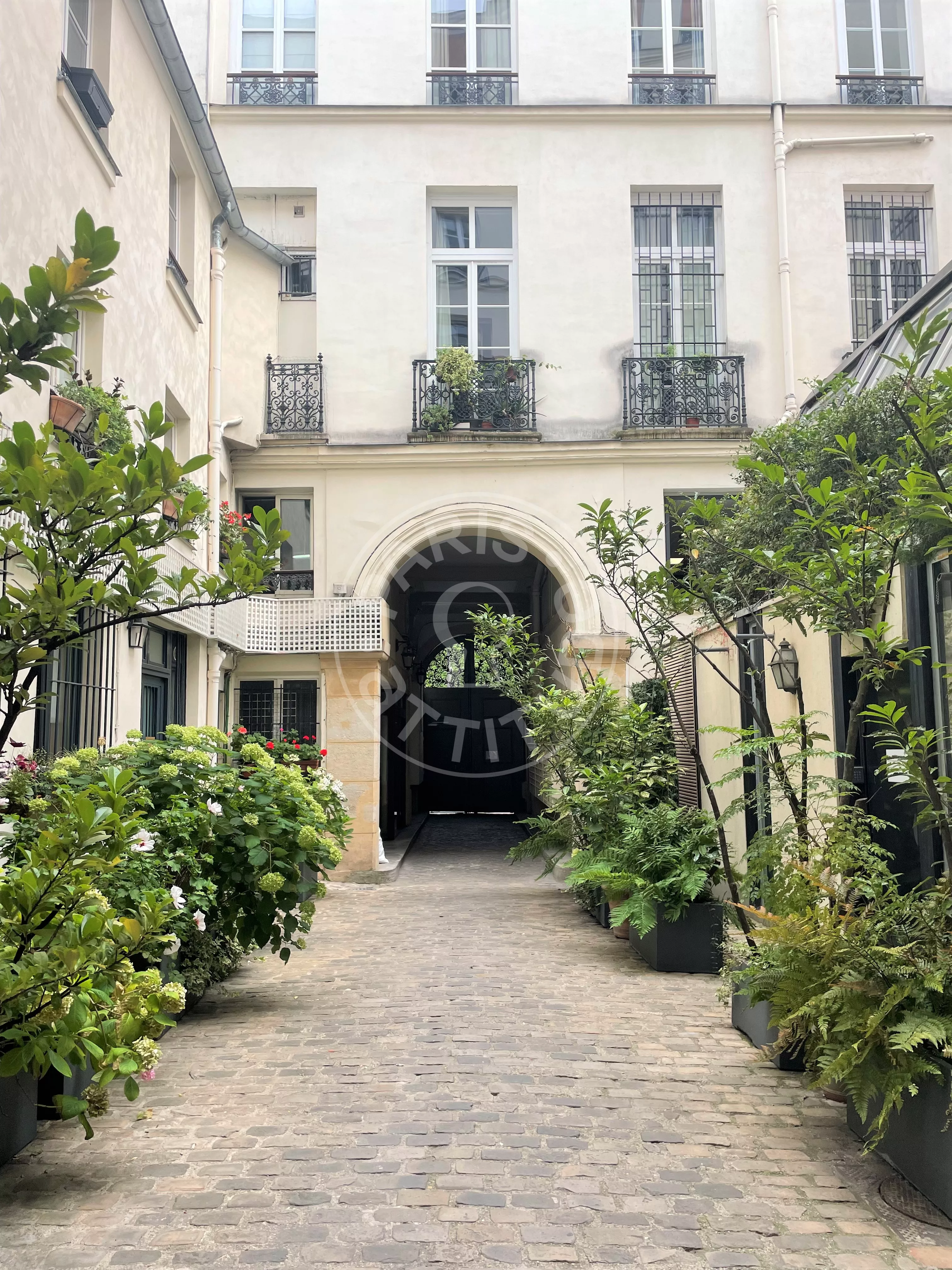 Appartement Rue des Fontaines du Temple à Paris