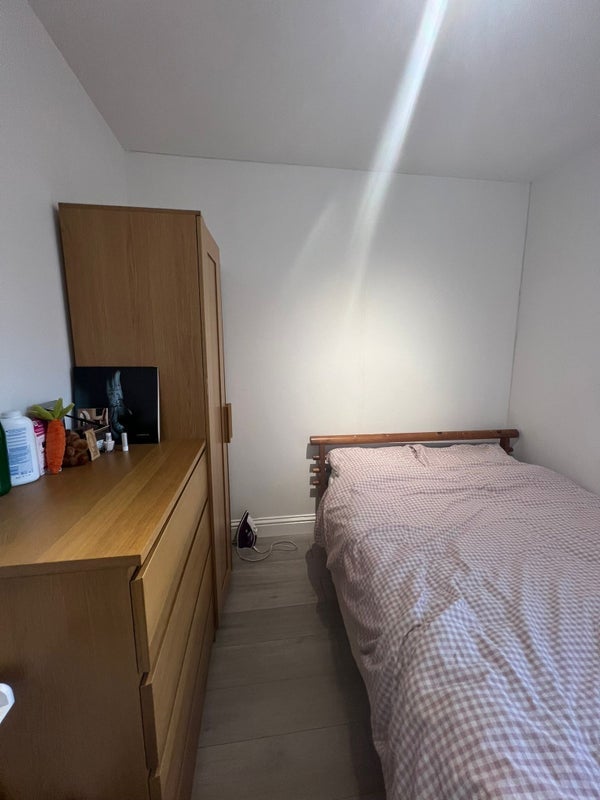 Room Tyers Street in Greater London