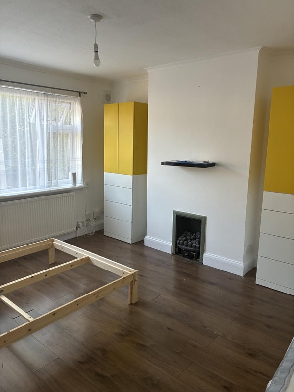 Room Windsor Road in Greater London