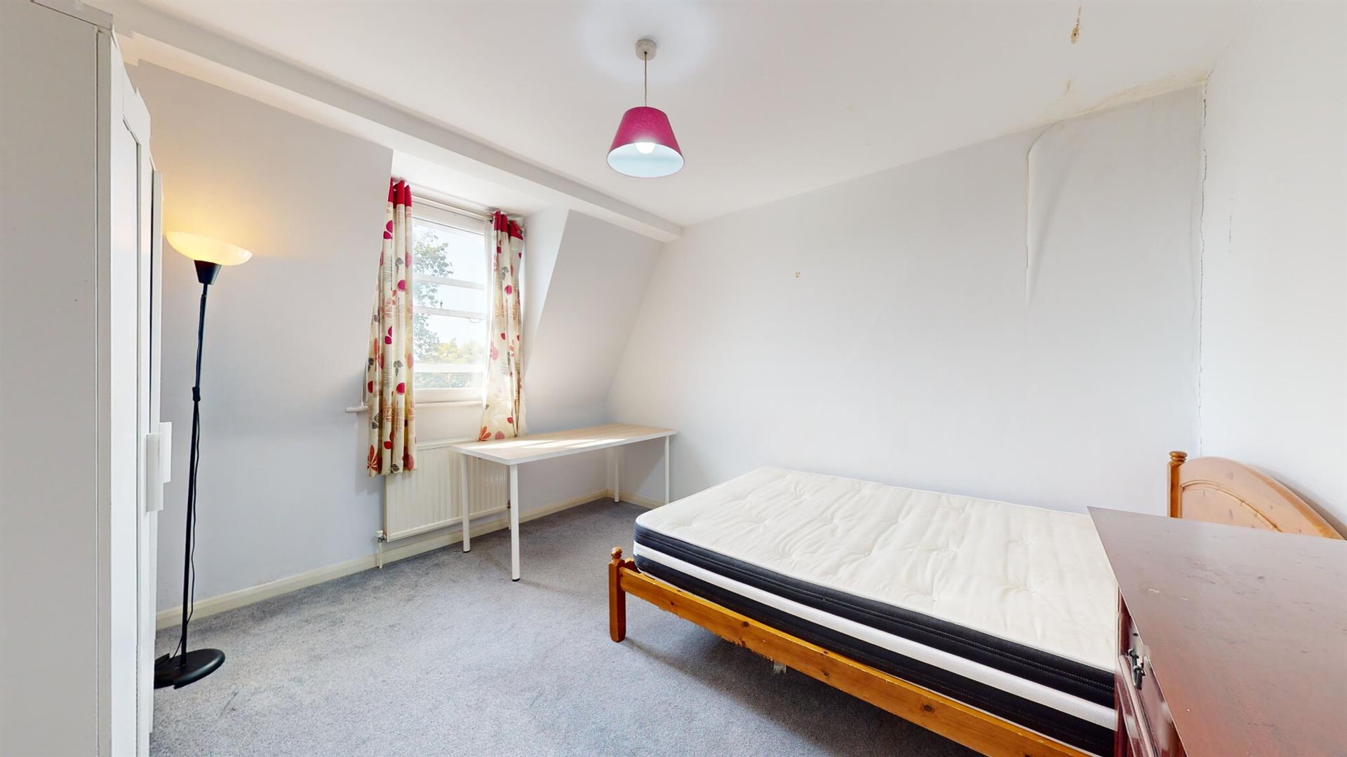 Flat Elsham Road in Greater London