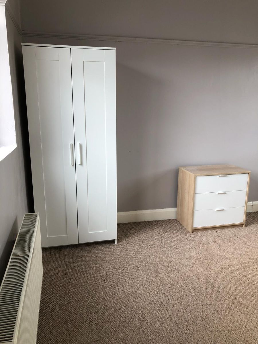 House Barton Close in Greater London