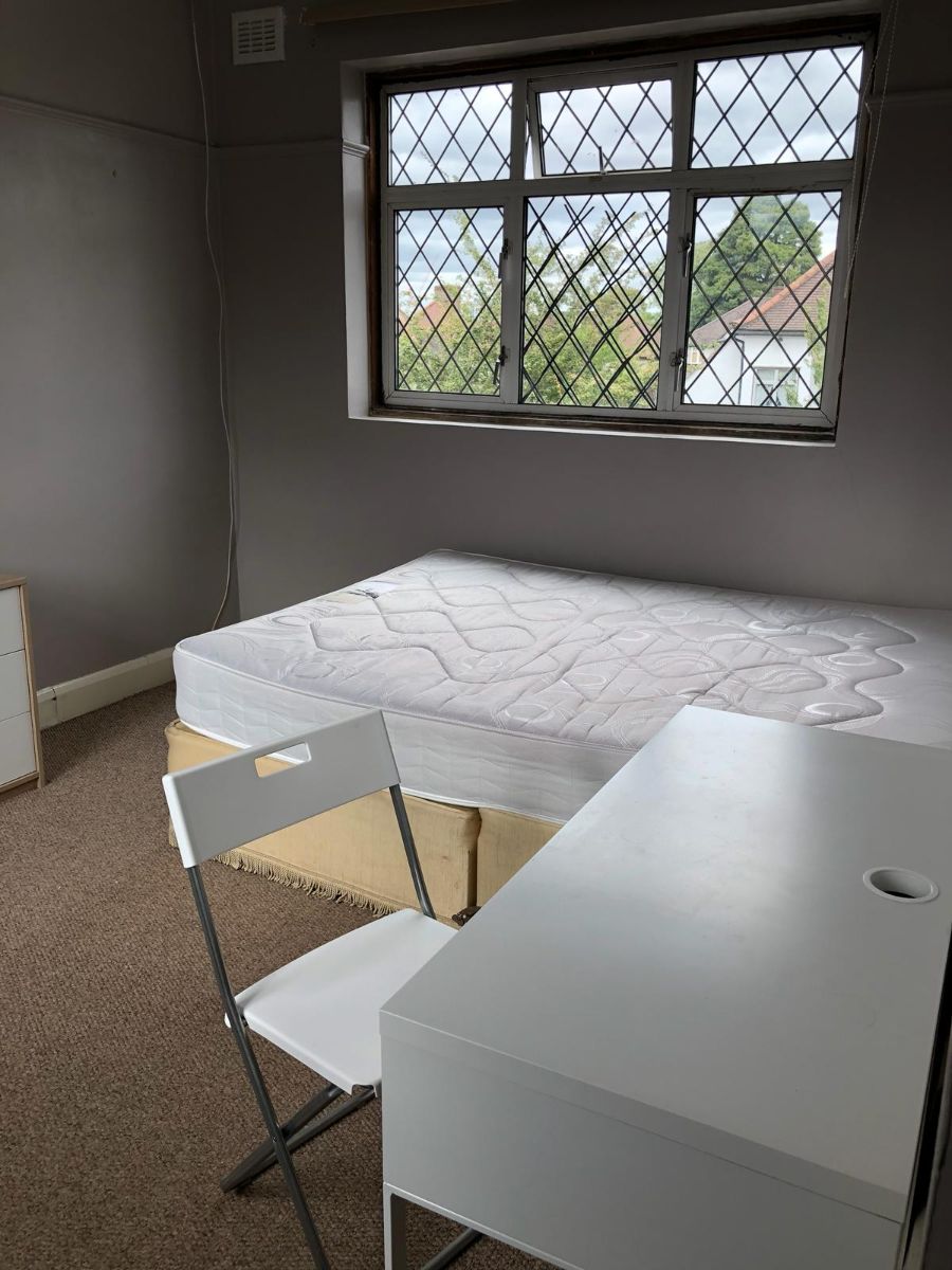 House Barton Close in Greater London