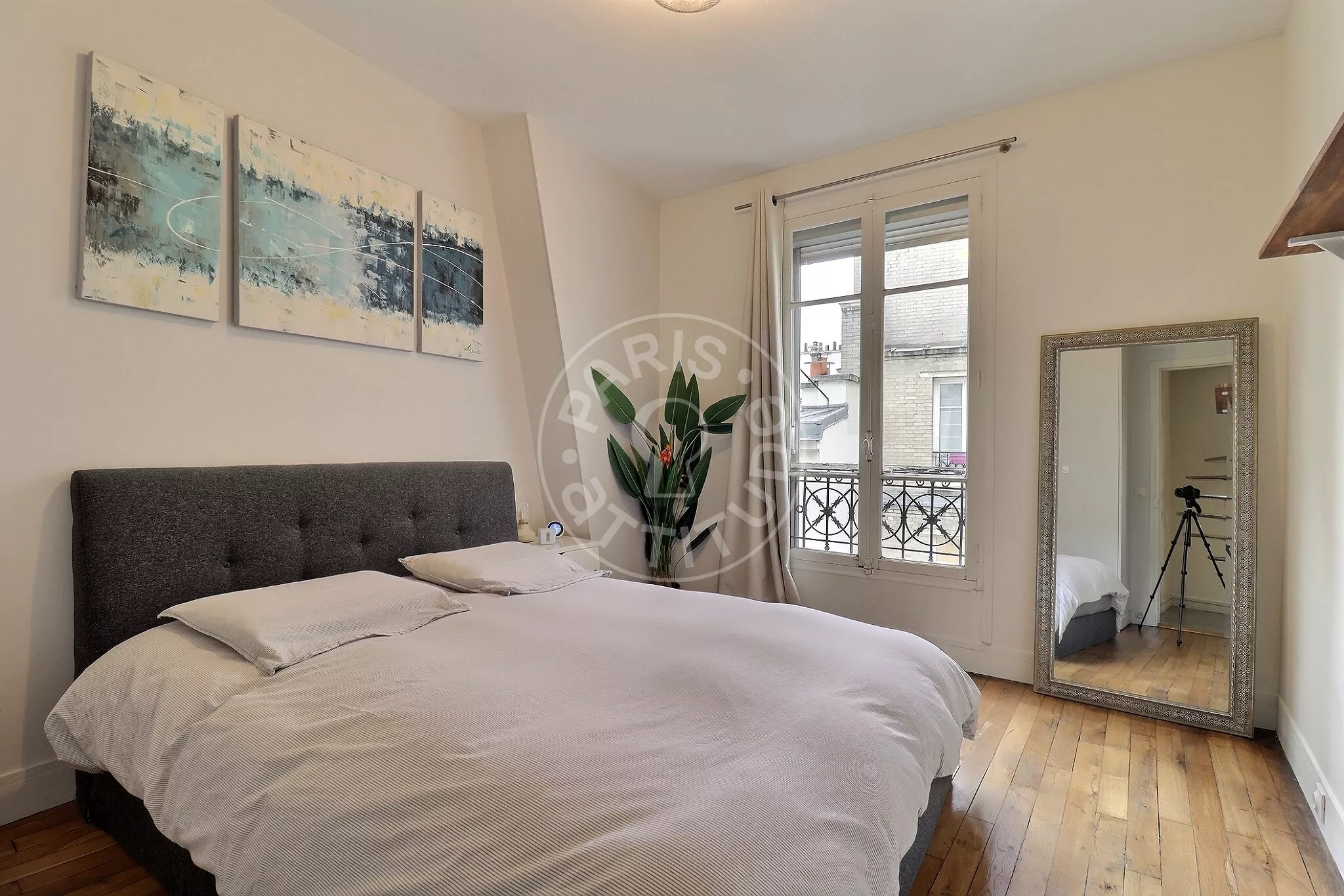 Appartement Rue du Mont Cenis à Paris