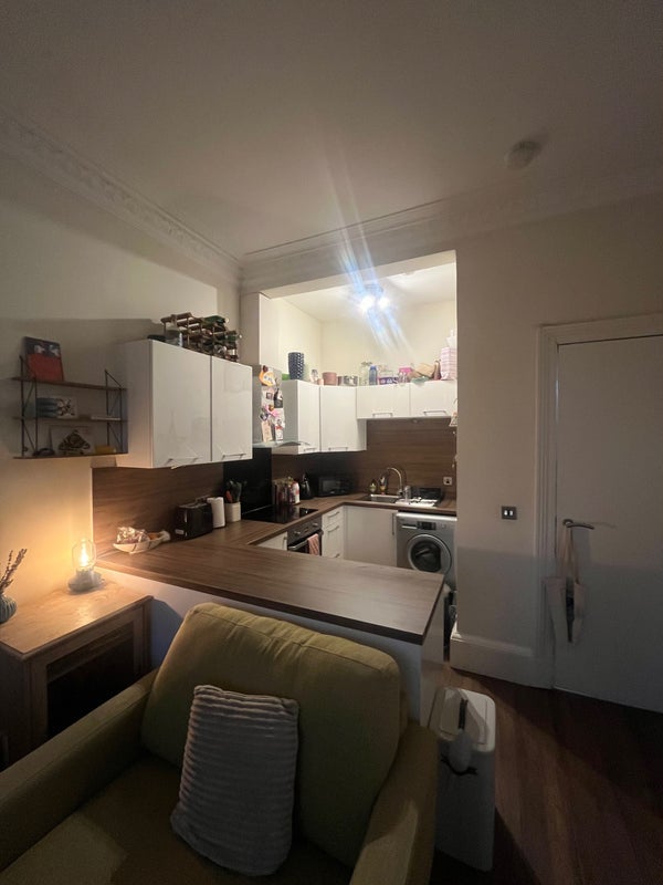 Room Byres Road in Glasgow