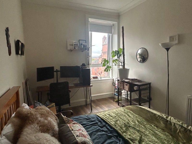 Room Byres Road in Glasgow
