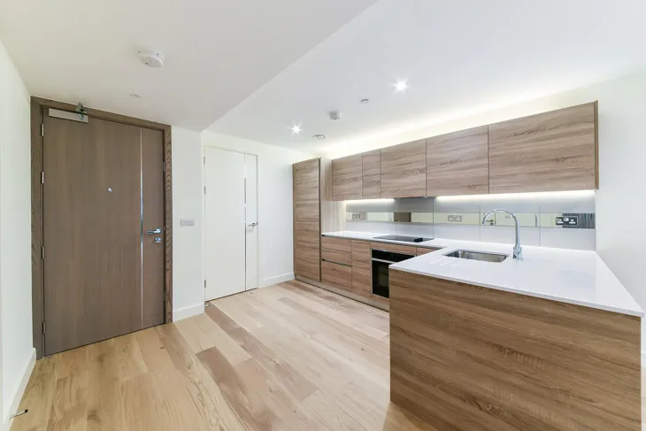 Flat Duke of Wellington Avenue in Greater London