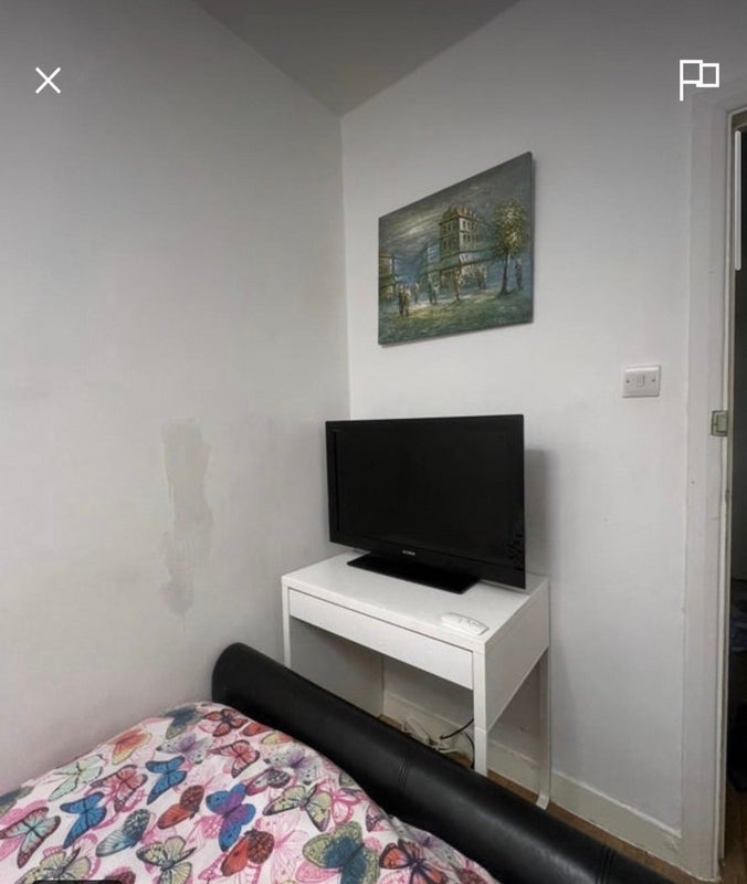 Room Green Lanes in Greater London