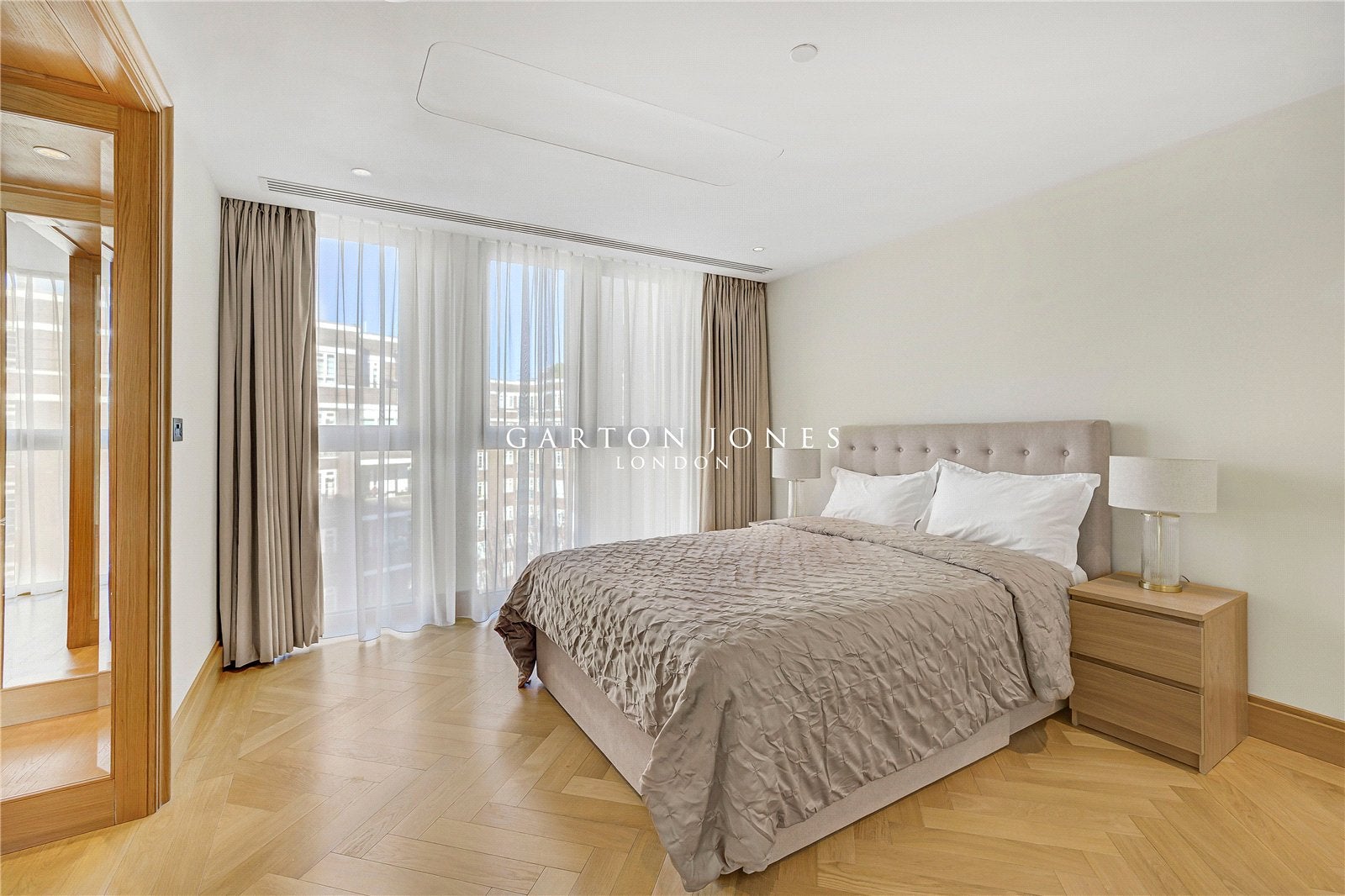 Flat John Islip Street in City of Westminster