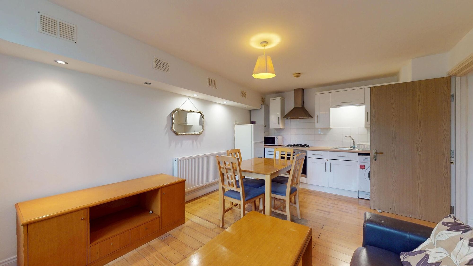 Flat Walworth Road in Greater London