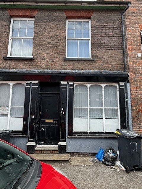 Flat Wellington Street in Luton
