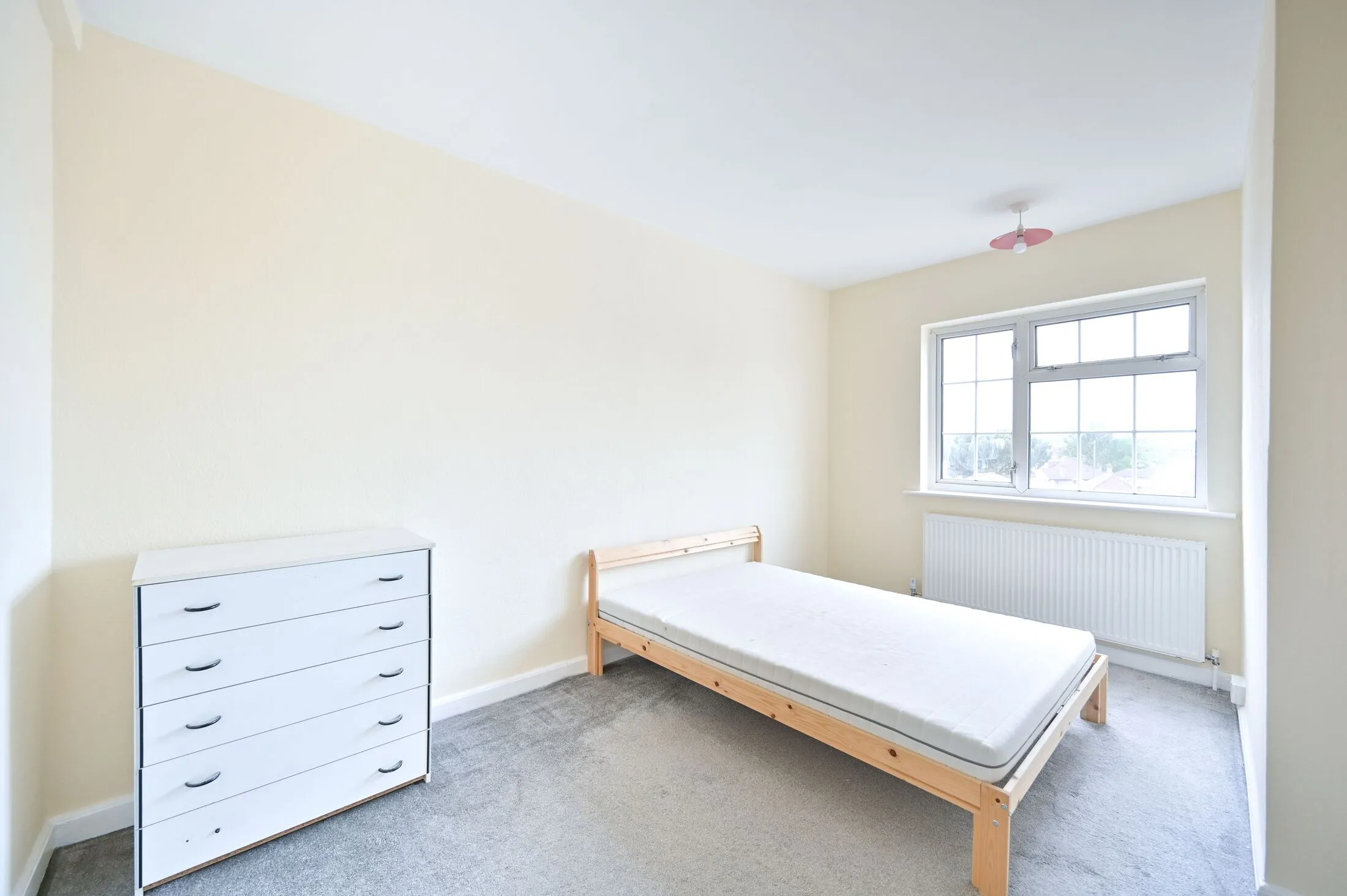 Flat Burwood Close in Greater London