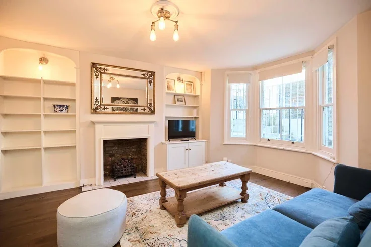 Flat Freke Road in Greater London
