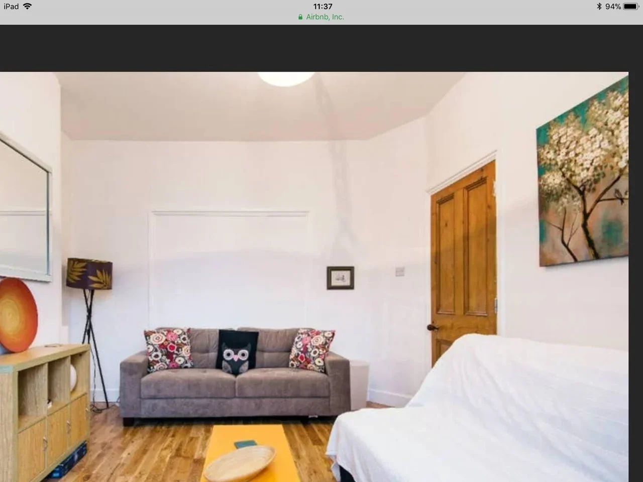 Room Cunningham Road in Greater London