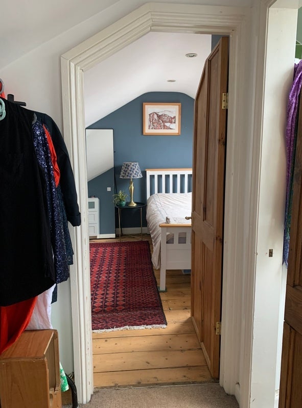 Room Gloucester Road in Bristol