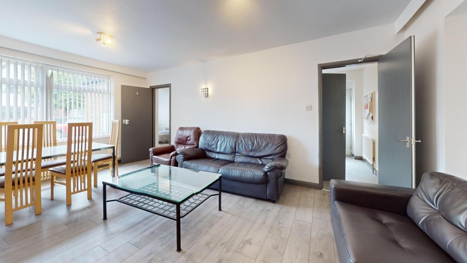 Room Chester Close in Charnwood