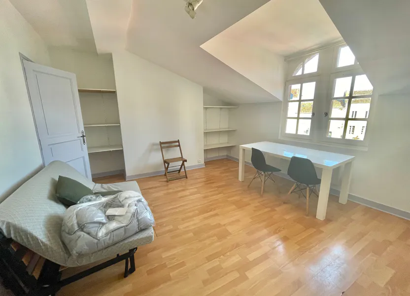 Chambre Place de la Clautre à Périgueux