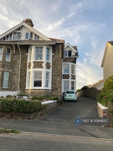 Flat Maer Down Road in Bude