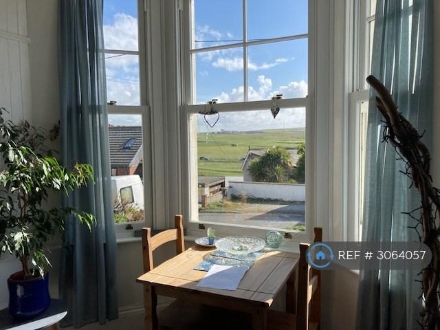 Flat Maer Down Road in Bude