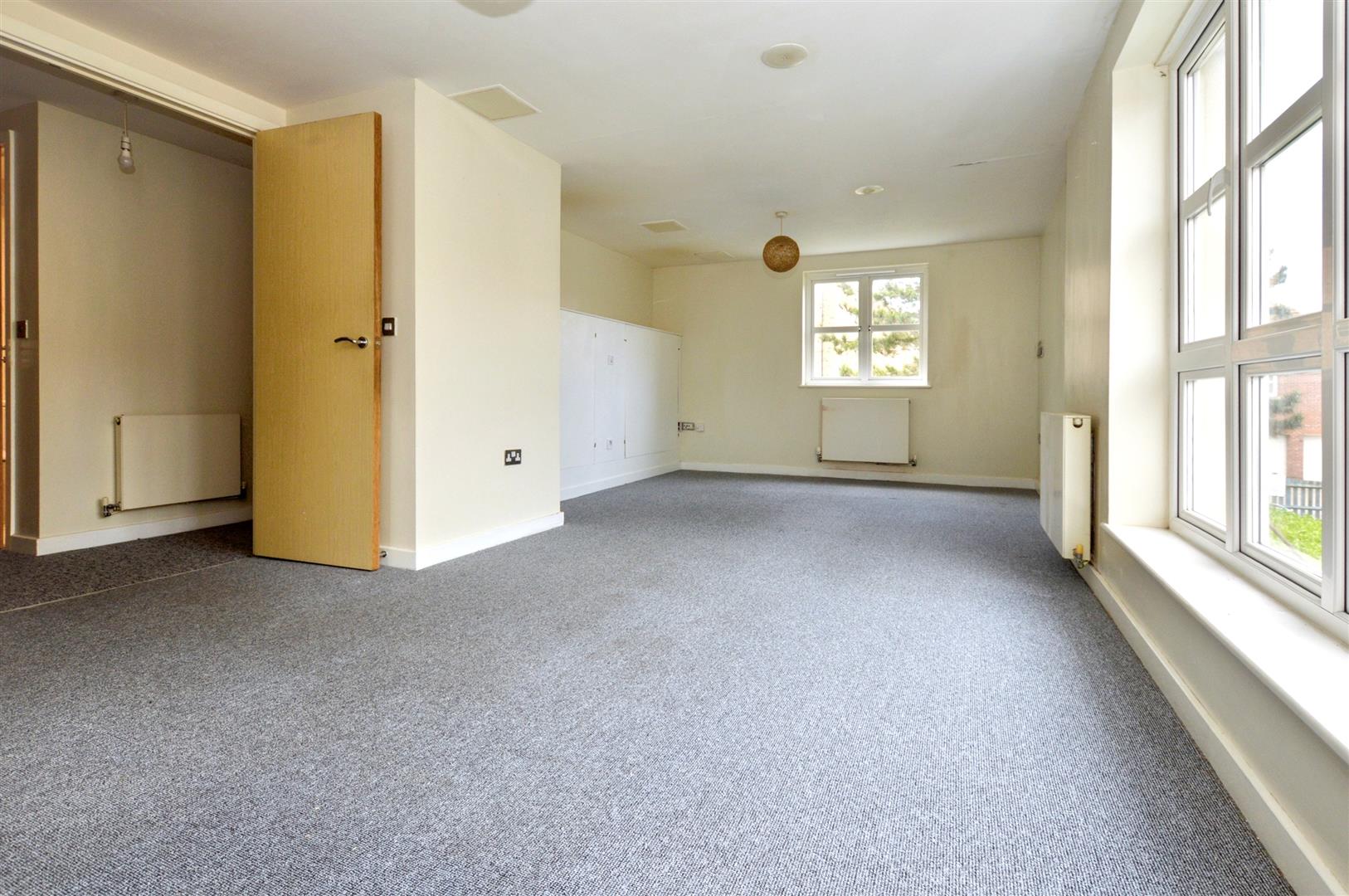 Flat Caroline Way in Eastbourne