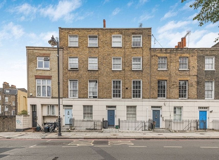 Flat Acton Street in Greater London